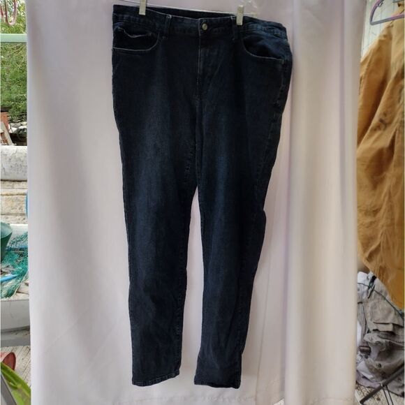 Izod jeans  - Picture 1 of 5
